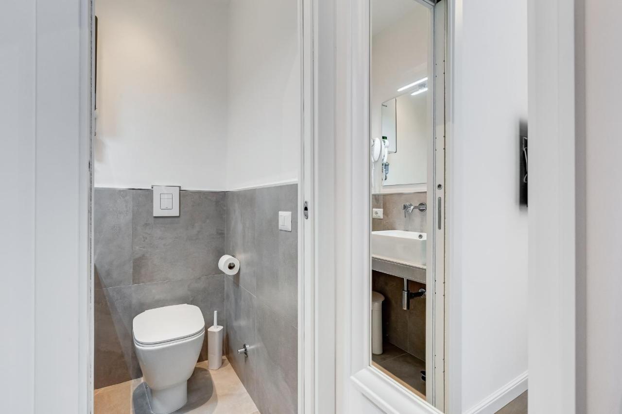 Colonna Luxury Apartment Рим Екстер'єр фото