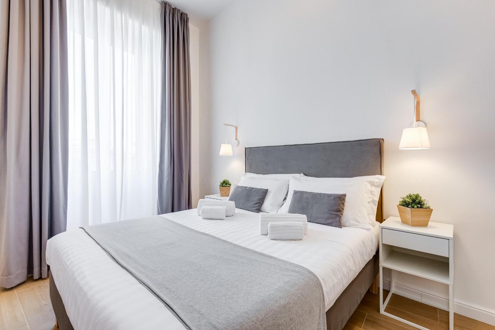 Colonna Luxury Apartment Рим Екстер'єр фото